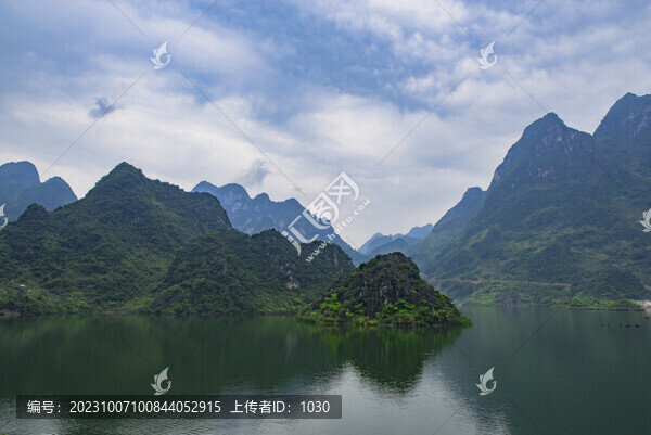 湖光山色風(fēng)景如畫