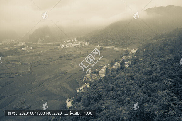 水墨田園風光