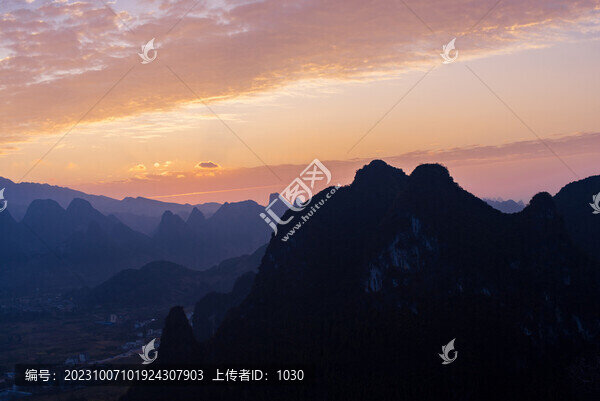 鄉(xiāng)村早晨傍晚
