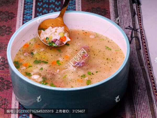 揪片子湯飯