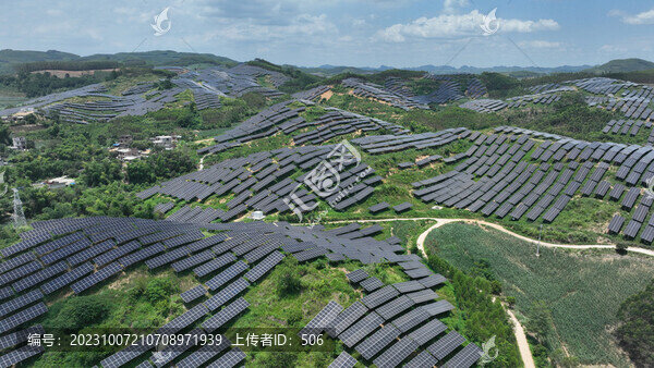 太陽能發(fā)電場