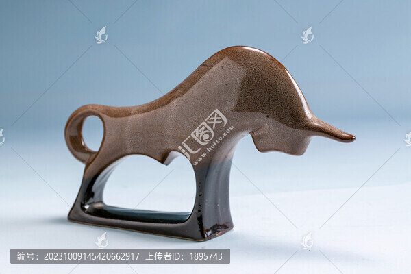 鈞瓷風(fēng)水牛擺件