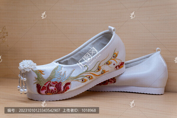 清代繡花鞋