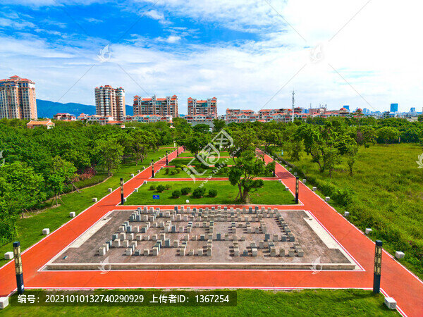 泉州北濱江公園百家姓廣場(chǎng)