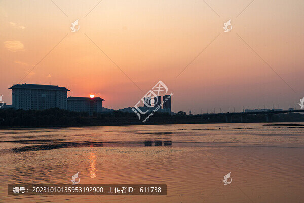 吉林市松花江畔落日余暉