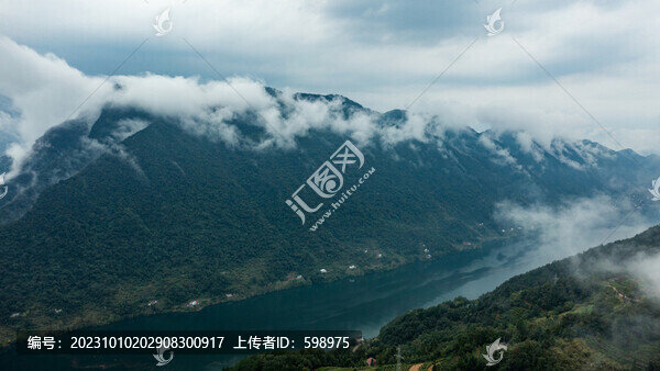 清江畫廊云霧山水風(fēng)光