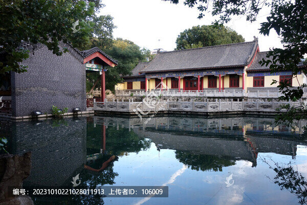 濟(jì)南珍珠泉景區(qū)海棠園