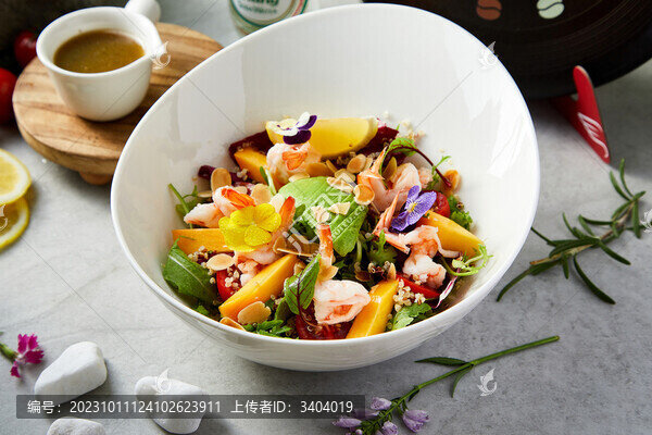 牛油果大蝦沙拉