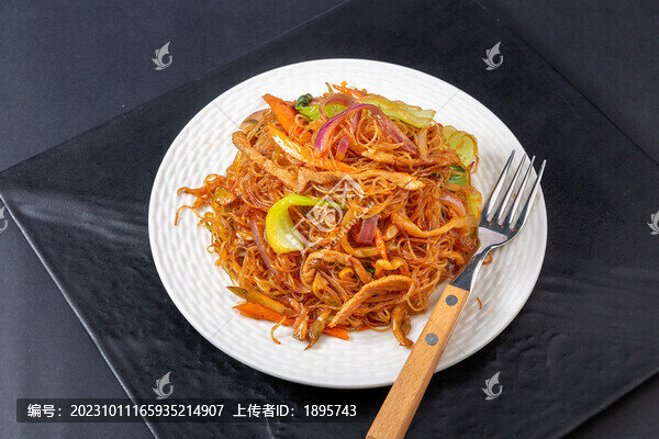 榨菜肉絲炒米粉