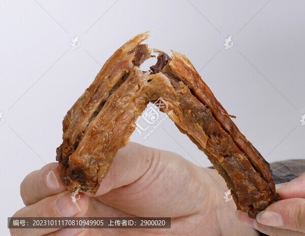 手撕鴨脖
