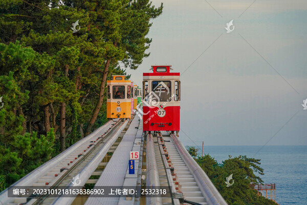 膠囊火車戶外纜車釜山韓國(guó)旅游