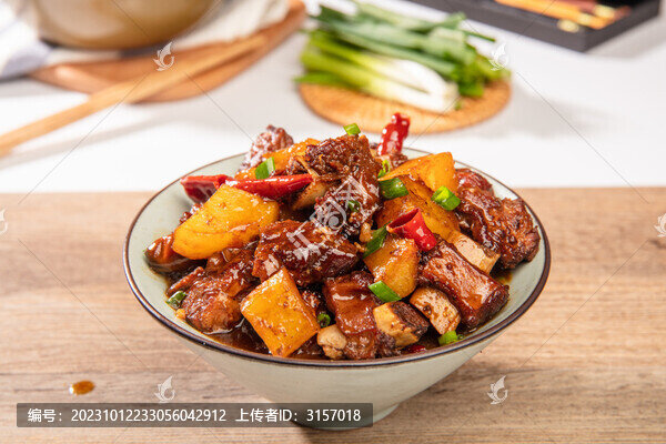 土豆紅燒雞塊
