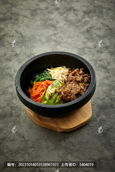 石鍋烤牛肉拌飯