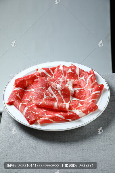 A眼肥牛
