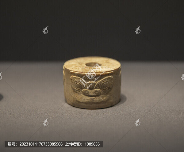 新石器時代良渚文化玉琮