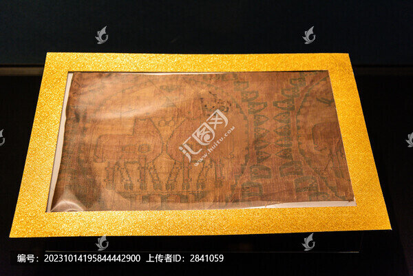 唐代紅地花瓣團(tuán)窠聯(lián)珠對鹿紋錦
