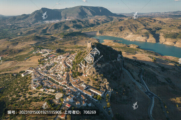西班牙加的斯省山間小鎮(zhèn)航拍