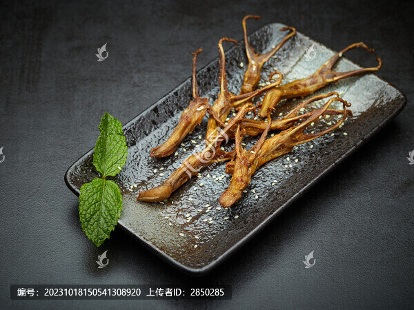 麻辣烤鴨舌小串
