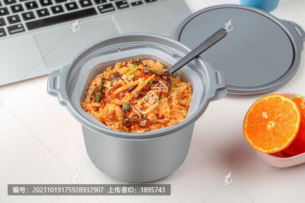 魚(yú)香肉絲自熱米飯