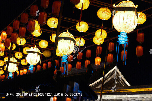 華燈初上