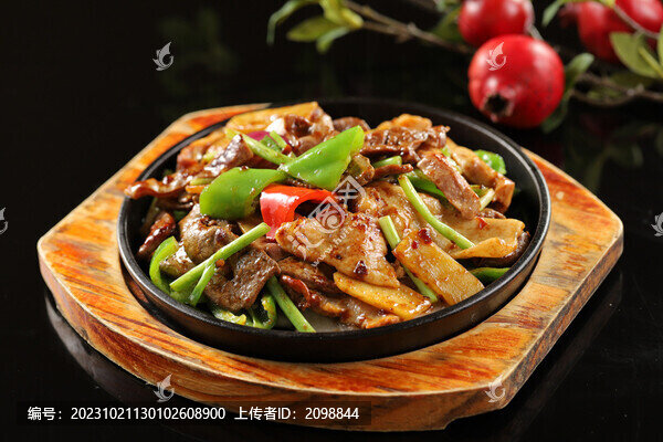 鐵板姜蔥豬什