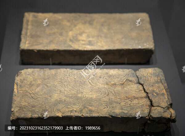 南朝仙人騎龍畫像磚
