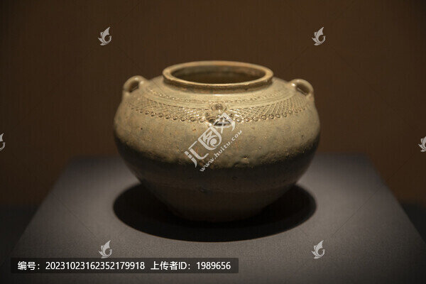 西晉越窯青瓷佛像罐