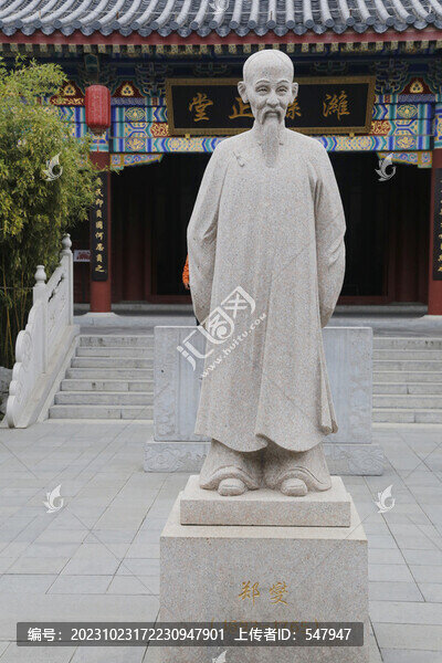 鄭板橋雕像