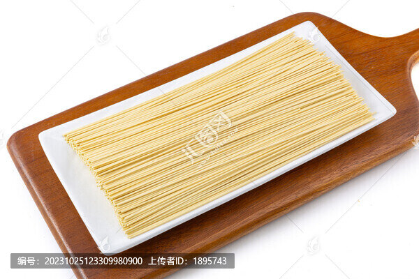 堿水面干面條