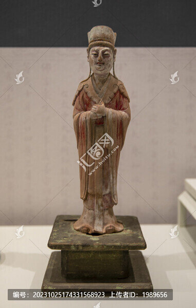 北宋彩塑泥太陰天子立像