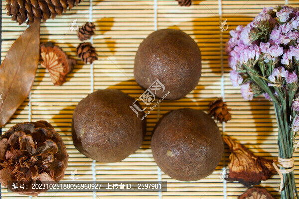 褐饃饃