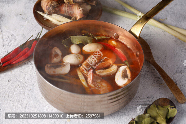 泰式皇家冬陰功蘑菇湯