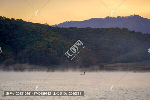 松花湖打漁船