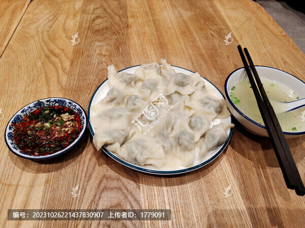 手工水餃