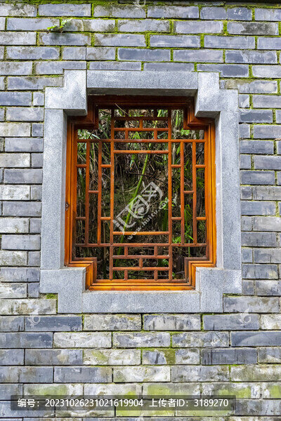 磚墻與窗戶