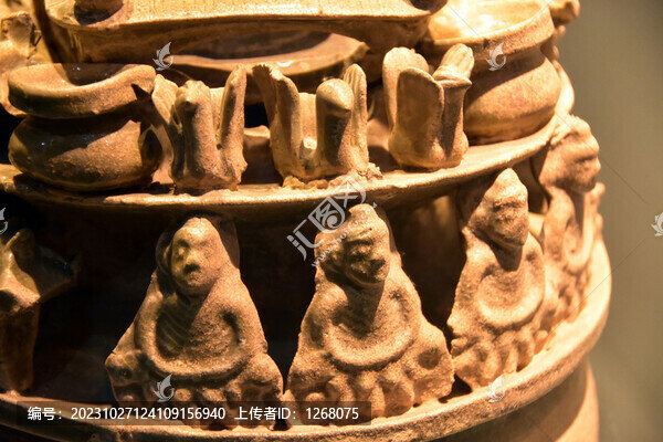 西晉越窯青瓷堆塑罐