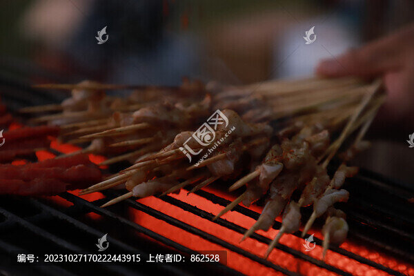 烤爐上的烤串