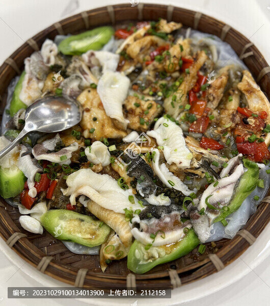 筲箕蒸魚(yú)一魚(yú)三味