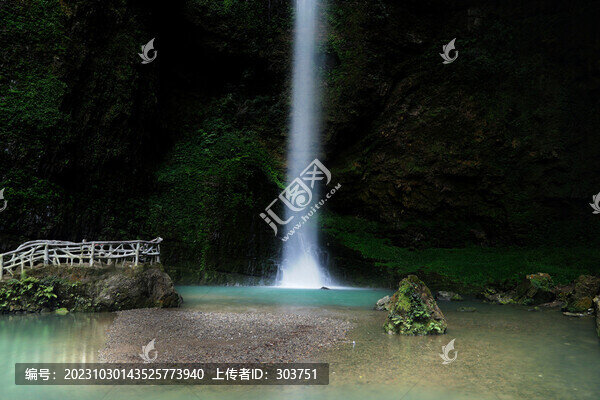 小瀑布