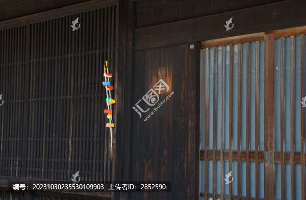 屋門外