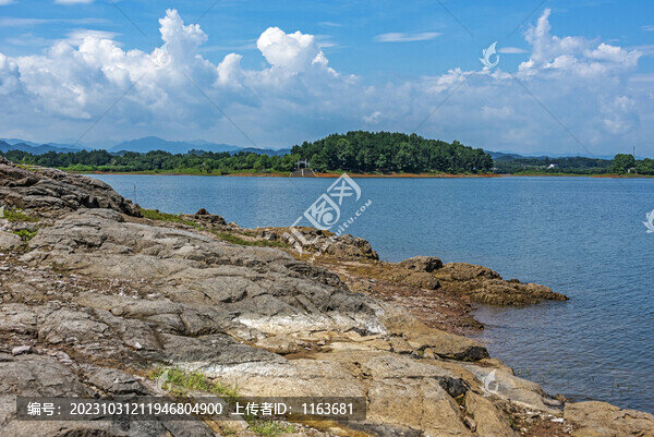 萬佛湖風(fēng)光