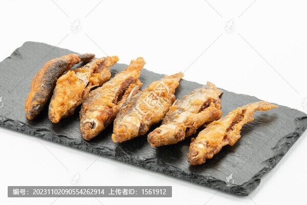 油炸小魚干