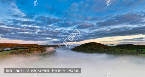 云海與山景