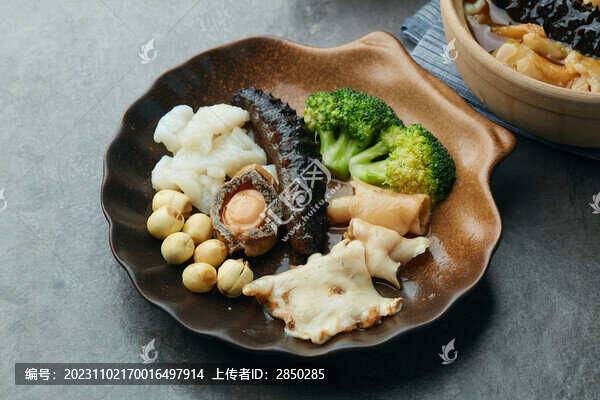 海鮮鮑汁撈飯