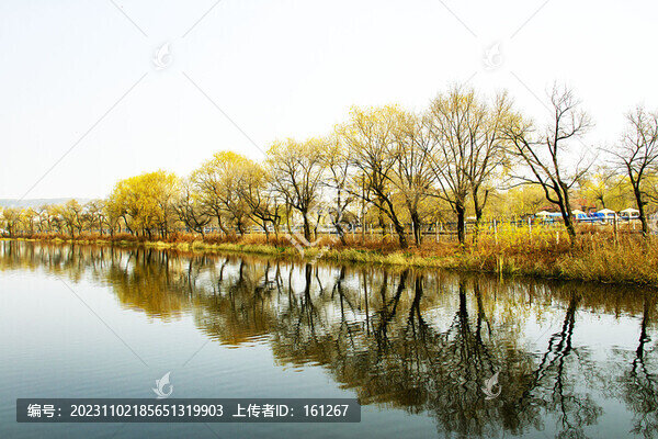 吉林北山公園秋色美
