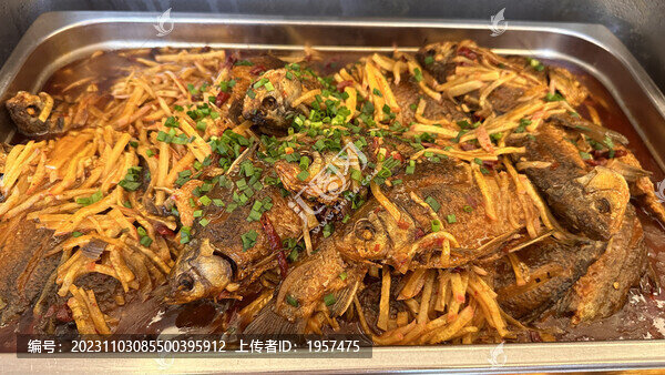 香煎鯽魚