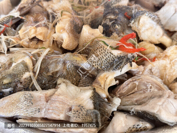 清蒸鱸魚