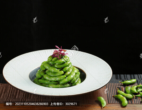 鹵煮毛豆