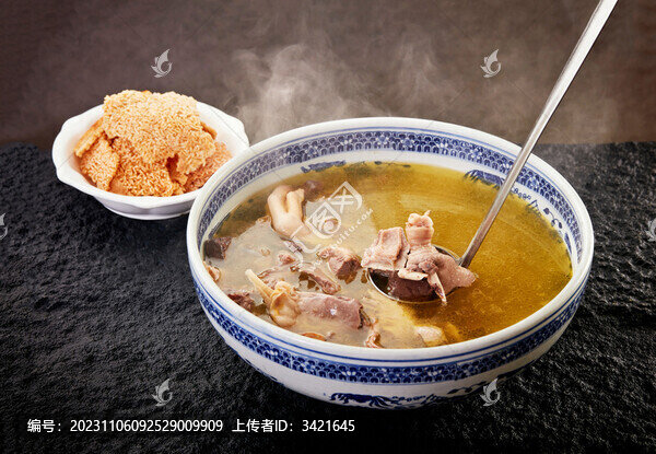 特色老鵝煲