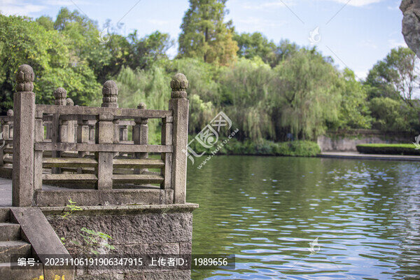 漢白玉欄桿